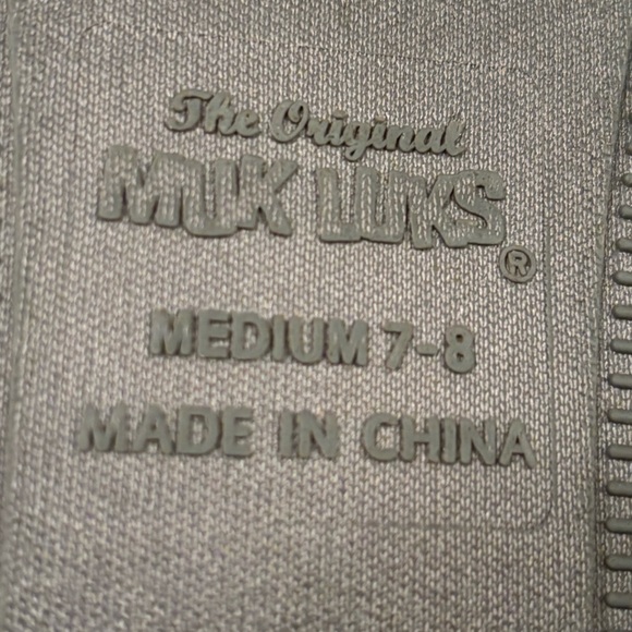 Muk Luks Gray Knit Slippers - Picture 5 of 6